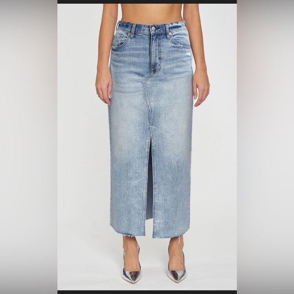 Daze Dresses & Skirts - DAZE Girl Next Door Midi Skirt Organic Cotton , size 26